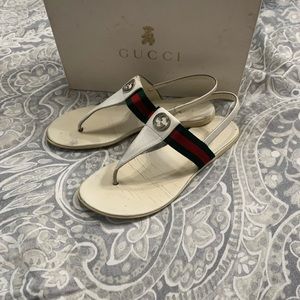 Little girls Gucci sandals size 33 euro (SOLD!!)